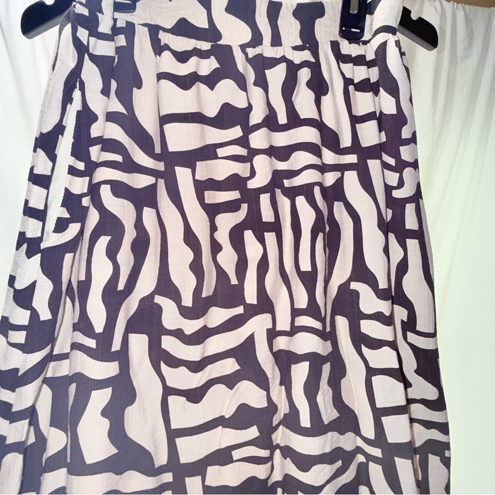 MELLODAY Brown & Cream Abstract A-Line Skirt with Graphic Print & Pockets
